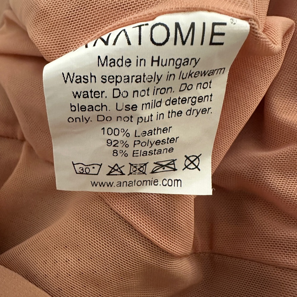 SPRING JACKETS Anatomie perforated leather and nylon jacket. Dusty Rose . Size L - Picture 8 of 11